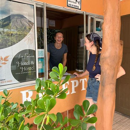 Alpha Arenal Hostel La Fortuna 外观 照片