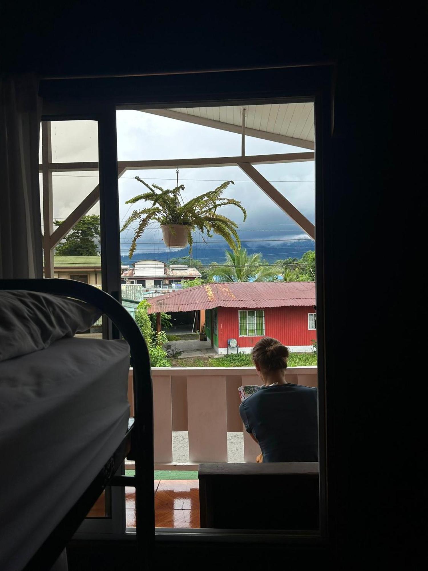 Alpha Arenal Hostel La Fortuna 外观 照片
